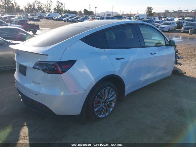 7SAYGDEF7PF695160  tesla model y 2023 IMG 3