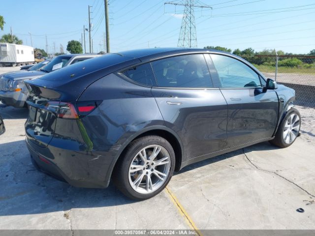 7SAYGDED7RF038232  tesla model y 2024 IMG 3