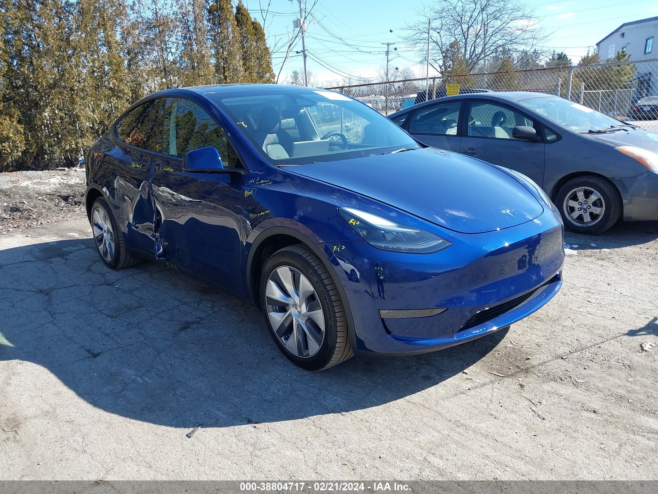 7SAYGDEE1RA215587  tesla model y 2024 IMG 0