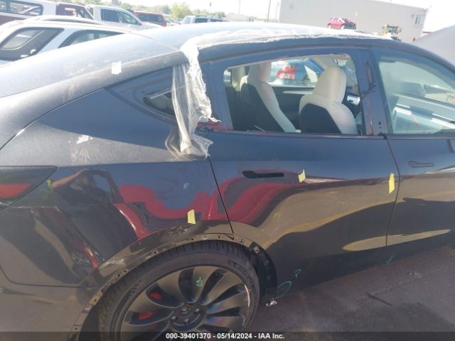 7SAYGDEF2RF056705  tesla model y 2024 IMG 5