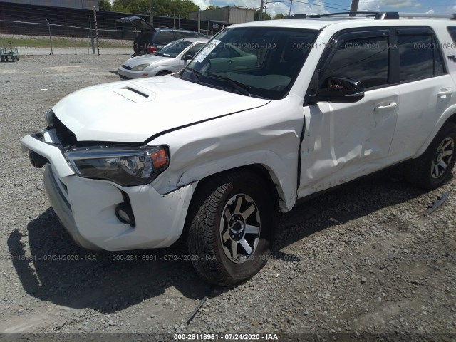 JTEBU5JRXJ5596936  toyota 4runner 2018 IMG 4