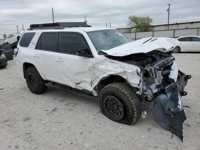 JTEBU5JR6L5767295  toyota 4runner 2019 IMG 3