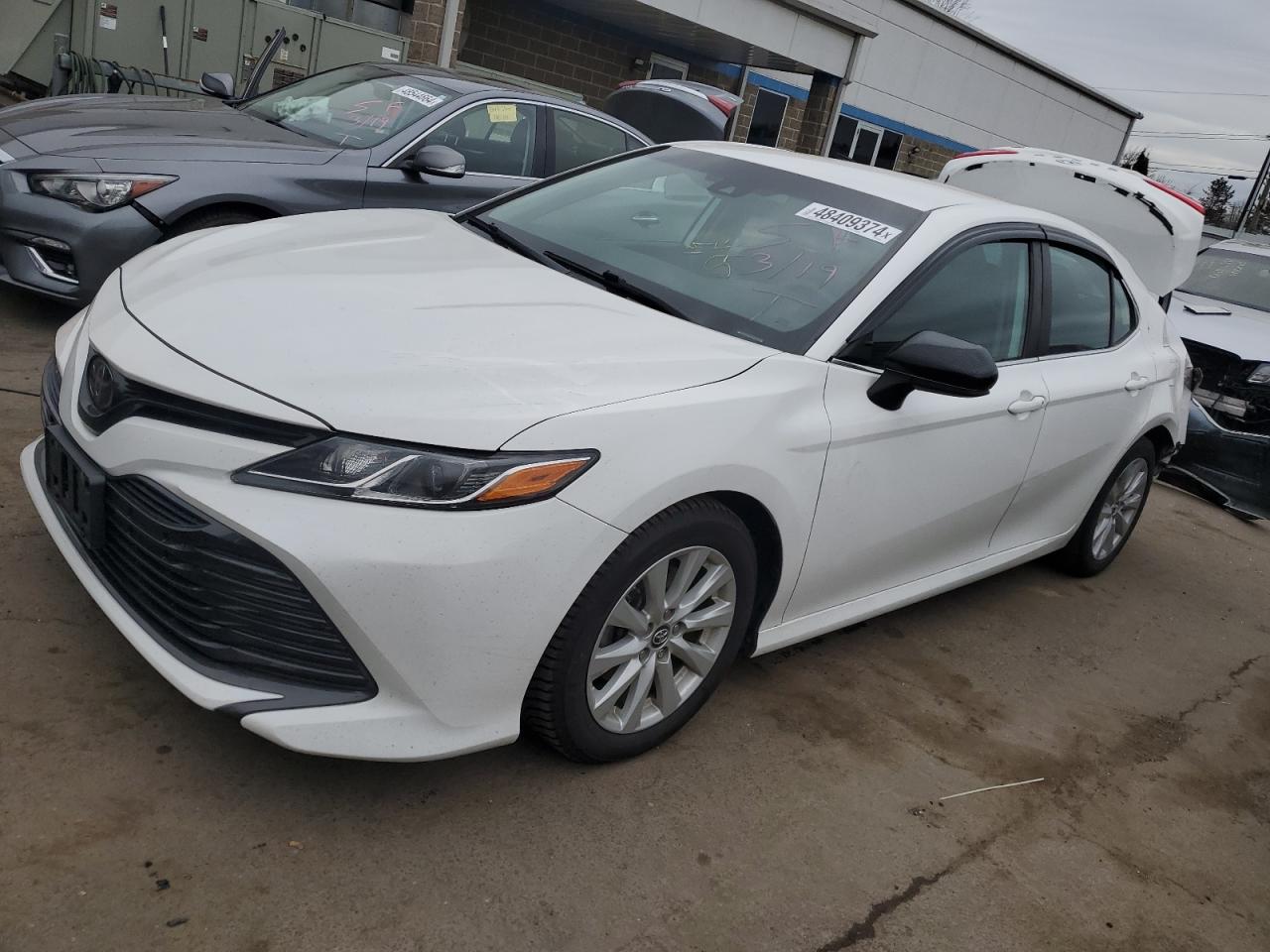 4T1B11HK1KU680595  toyota camry 2018 IMG 0