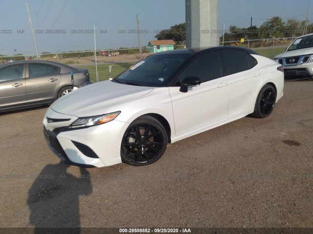 4T1BZ1HK8JU021369  toyota camry 2018 IMG 1