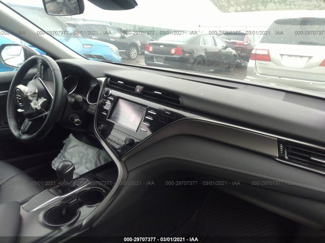 4T1B11HKXKU279059  toyota camry 2019 IMG 4