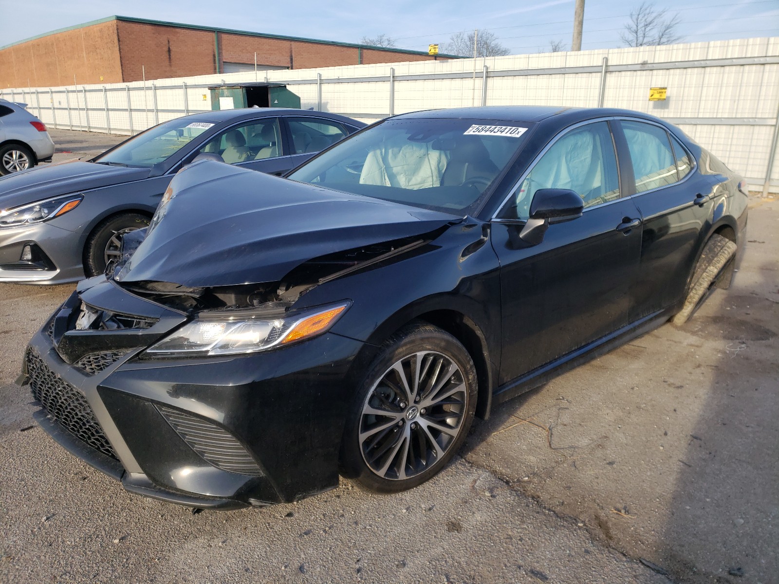 4T1B11HK3JU151132  toyota camry l 2018 IMG 1