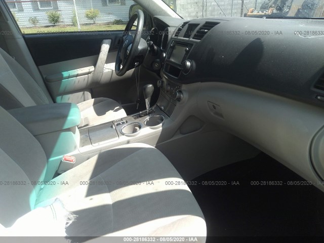 5TDBK3EH6DS242877  toyota highlander 2013 IMG 4