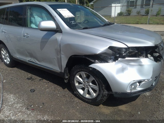 5TDBK3EH6DS242877  toyota highlander 2013 IMG 5