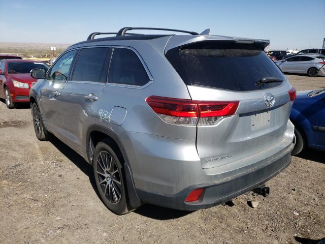 5TDJZRFH0HS387315  toyota highlander 2017 IMG 2