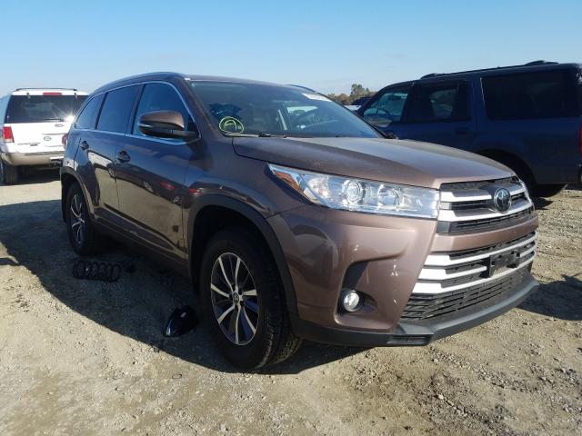 5TDJZRFH1HS430981  toyota highlander 2017 IMG 0