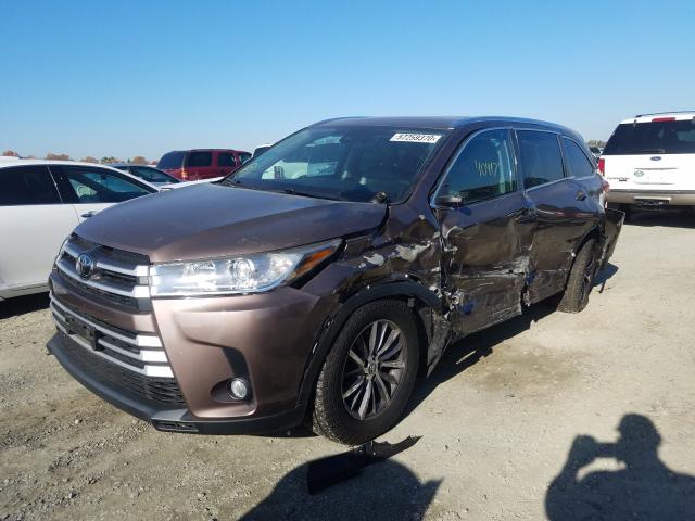 5TDJZRFH1HS430981  toyota highlander 2017 IMG 1