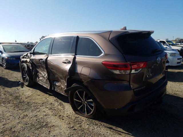 5TDJZRFH1HS430981  toyota highlander 2017 IMG 2