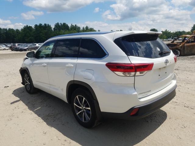 5TDJZRFH2HS446574  toyota highlander 2017 IMG 2