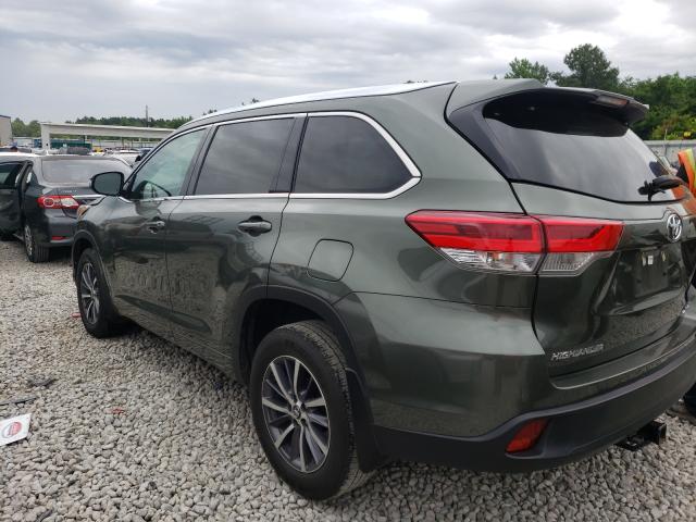 5TDJZRFH2JS496560  toyota highlander 2018 IMG 2