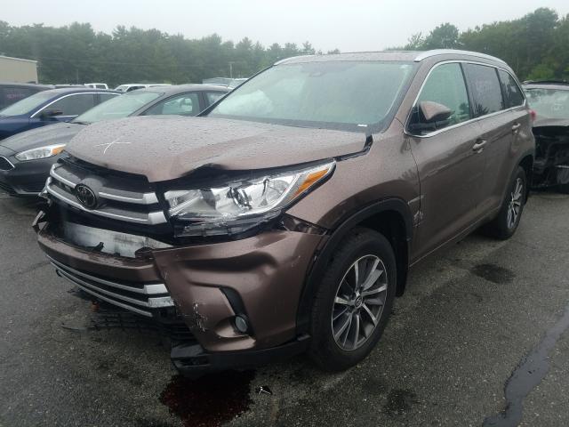 5TDJZRFH9JS804310  toyota highlander 2018 IMG 1