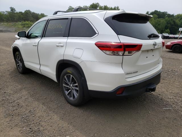 5TDJZRFHXHS423298  toyota highlander 2017 IMG 2