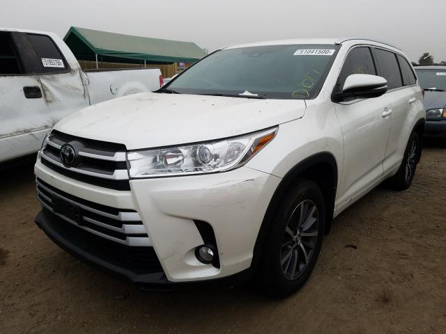 5TDJZRFH6JS855442  toyota highlander 2018 IMG 1