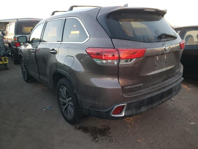 5TDJZRFH8JS829151  toyota highlander 2018 IMG 2