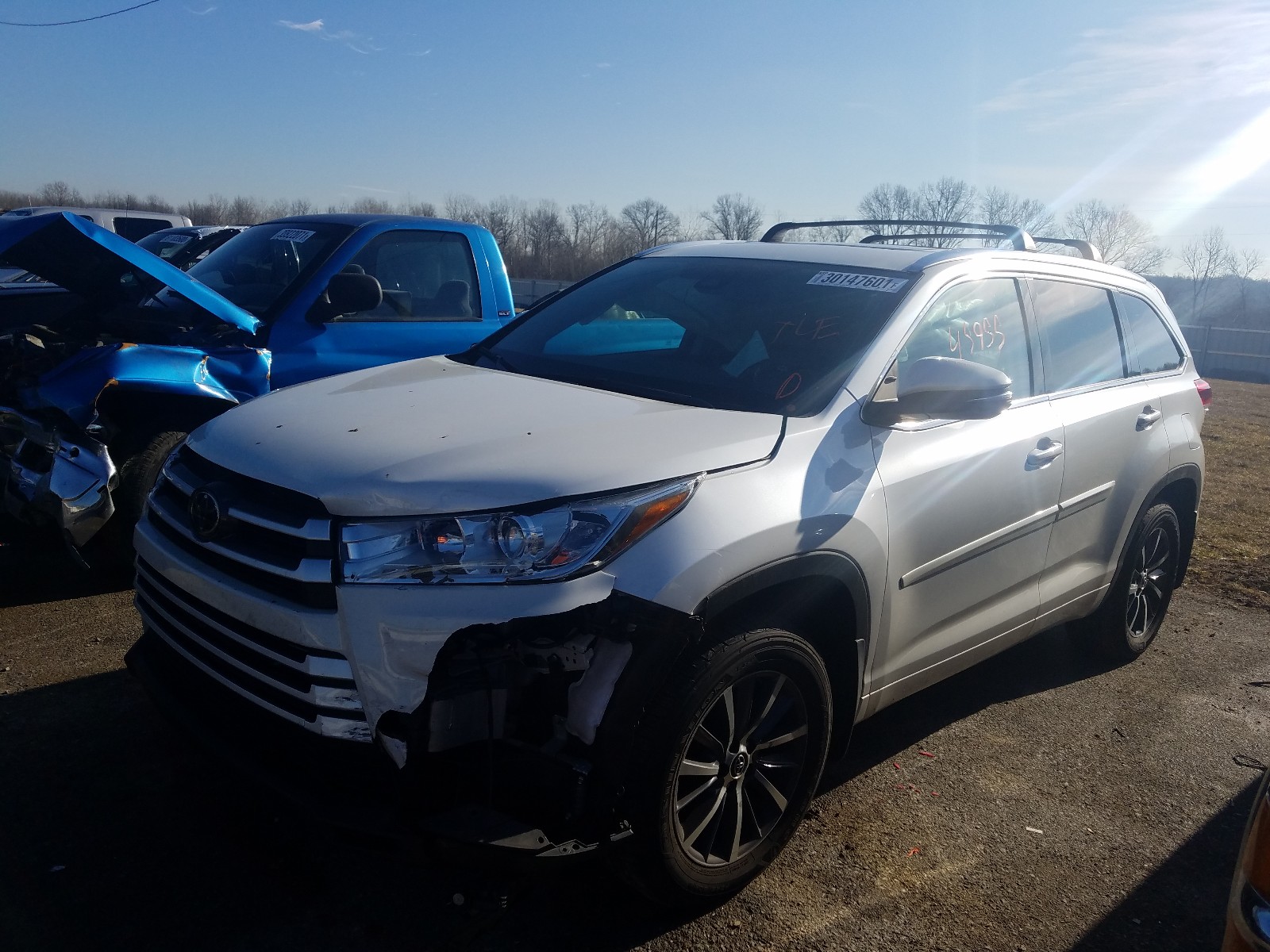 5TDJZRFH9JS808633  toyota highlander 2018 IMG 1