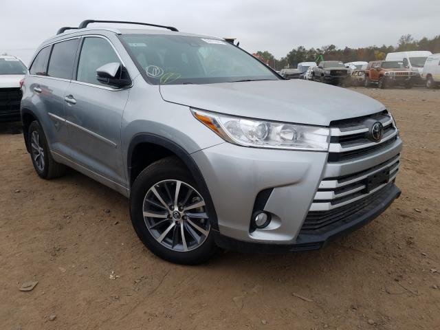 5TDJZRFH9JS871425  toyota highlander 2018 IMG 0