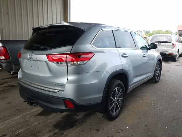 5TDJZRFHXJS534326  toyota highlander 2018 IMG 3