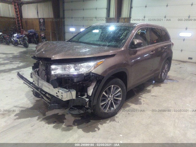 5TDJZRFH2KS945043  toyota highlander 2019 IMG 1