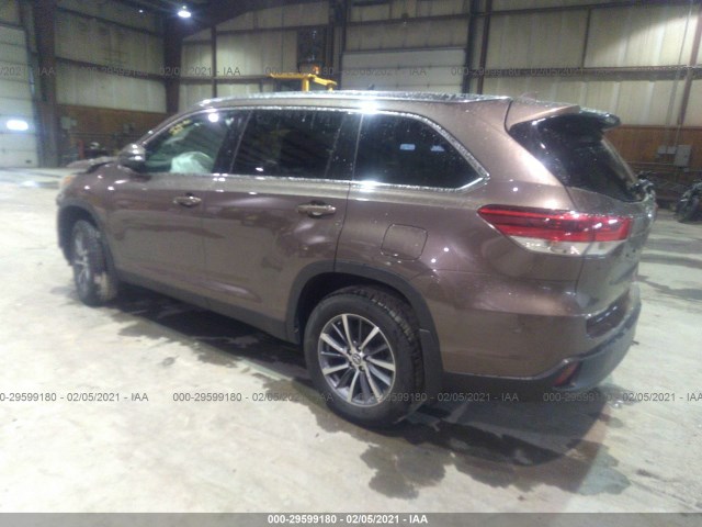 5TDJZRFH2KS945043  toyota highlander 2019 IMG 2