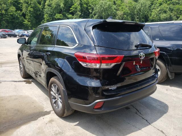 5TDJZRFH5KS618930  toyota highlander 2019 IMG 2