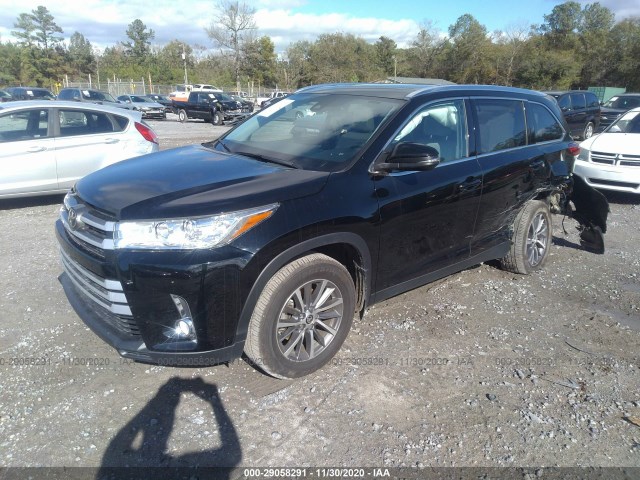 5TDJZRFHXKS627591  toyota highlander 2019 IMG 1