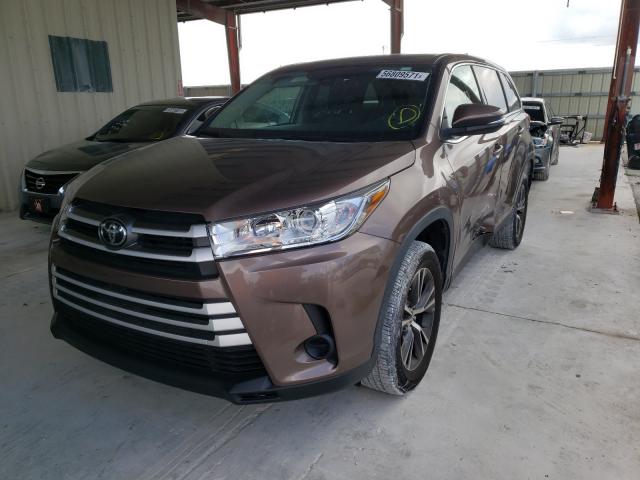 5TDZARFH3KS056584  toyota highlander 2019 IMG 1