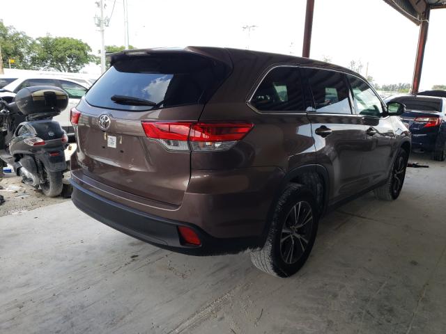 5TDZARFH3KS056584  toyota highlander 2019 IMG 3