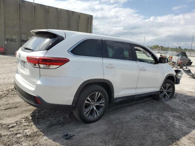 5TDZARFH7KS057544  toyota highlander 2019 IMG 2