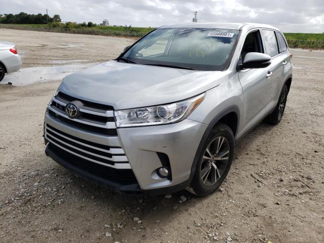 5TDZZRFH9KS325115  toyota highlander 2019 IMG 1