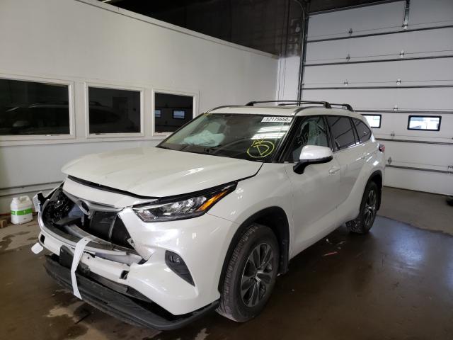 5TDGZRBH4LS514205  toyota highlander 2020 IMG 1