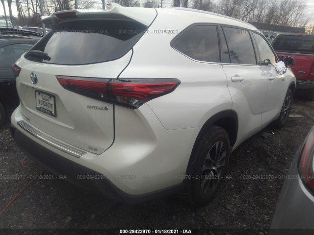 5TDHBRCH0LS509574  toyota highlander 2020 IMG 3