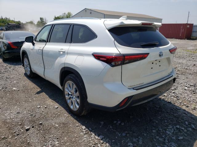 5TDDBRCH8MS032344  toyota highlander 2021 IMG 2