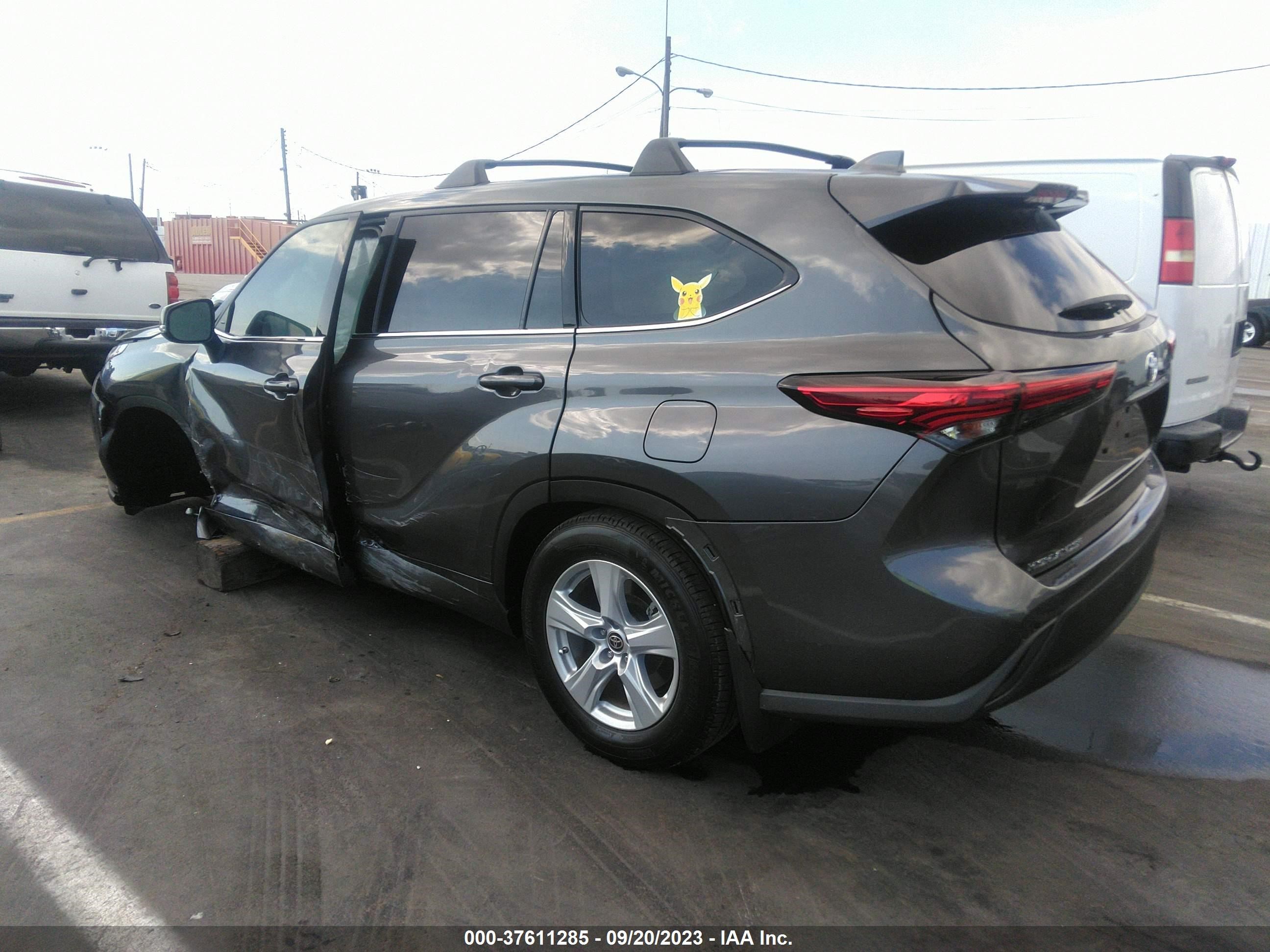 5TDZZRAH5MS537374  toyota highlander 2021 IMG 2