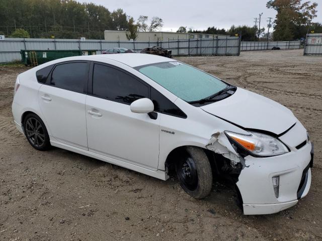 JTDKN3DU3D5702847  toyota prius 2013 IMG 3