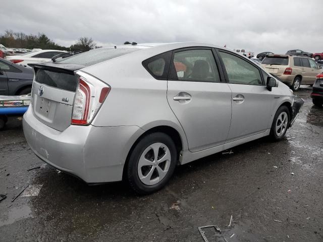 JTDKN3DU4E0371095  toyota prius 2014 IMG 2