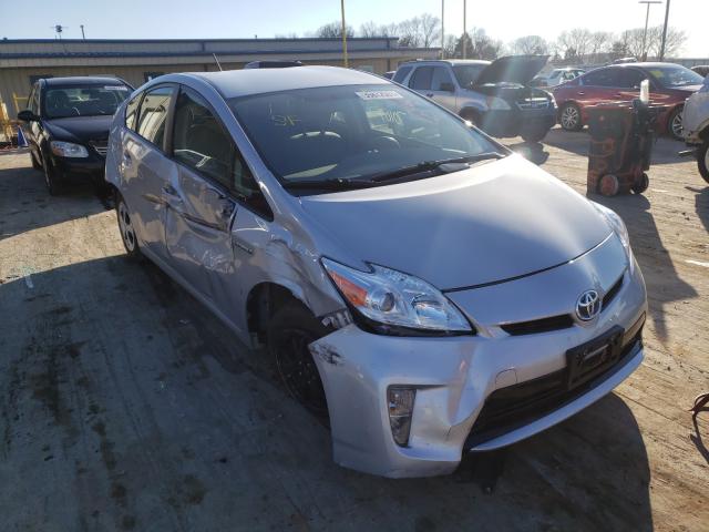 JTDKN3DU1F0439032  toyota prius 2015 IMG 0