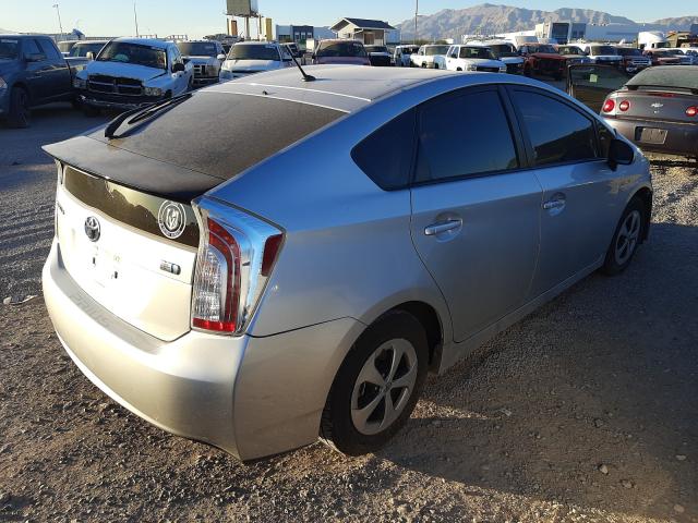 JTDKN3DU8F2002889  toyota prius 2015 IMG 3