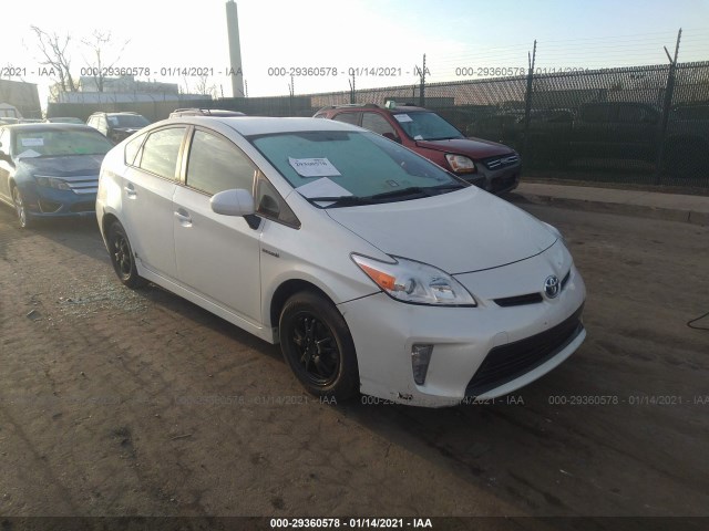 JTDKN3DU9F1921077  toyota prius 2015 IMG 0