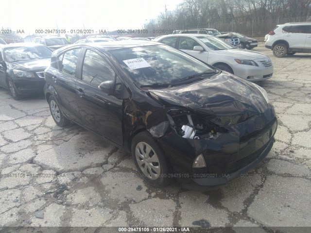 JTDKDTB32E1573392  toyota prius c 2014 IMG 0