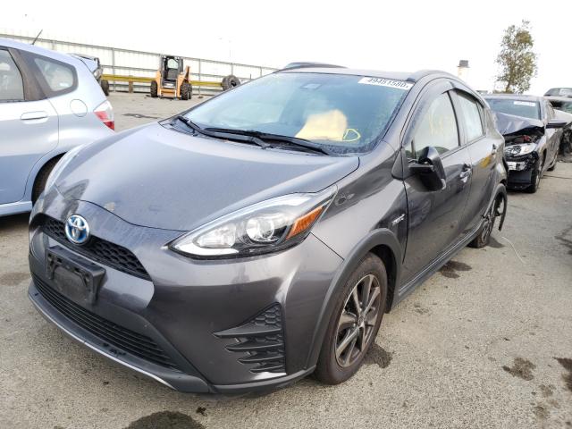 JTDKDTB3XJ1603135  toyota prius c 2018 IMG 1