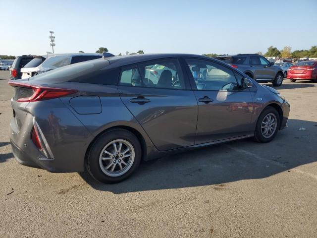 JTDKARFP3J3082756  toyota prius prime 2018 IMG 2