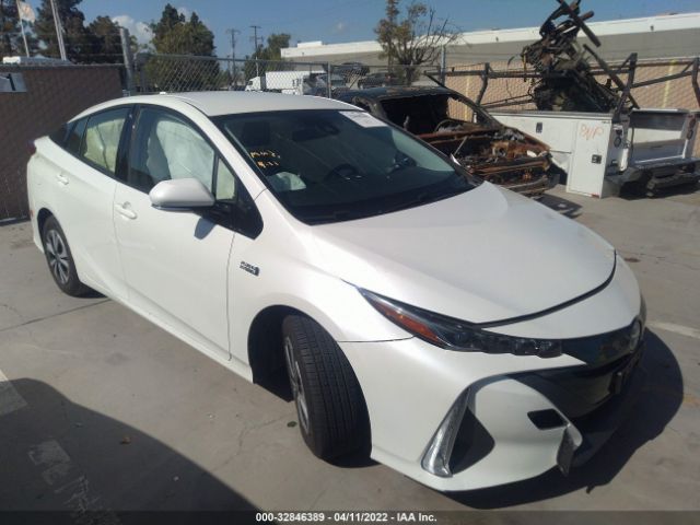 JTDKARFPXJ3069728  toyota prius prime 2018 IMG 0