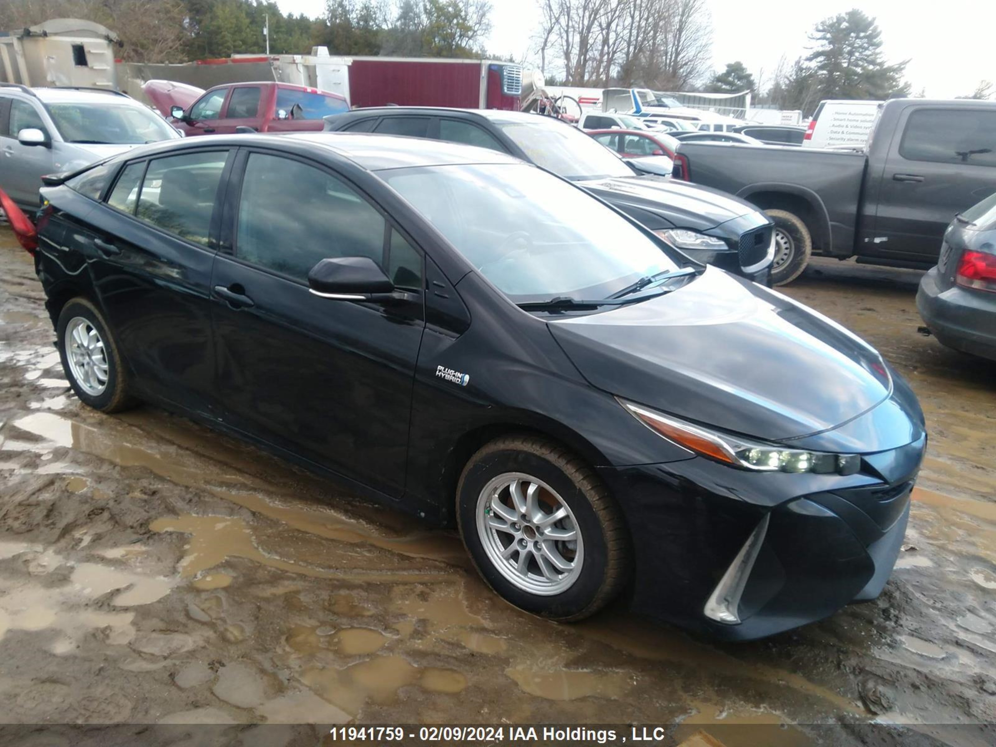 JTDKARFP7L3142394  toyota prius prime 2019 IMG 0