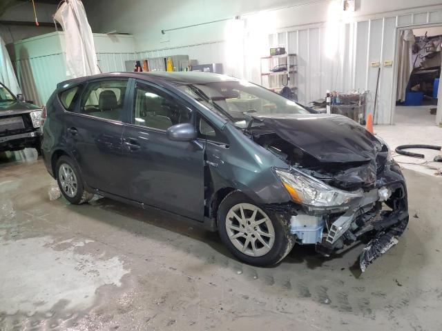 JTDZN3EU9HJ072388  toyota prius v 2017 IMG 3