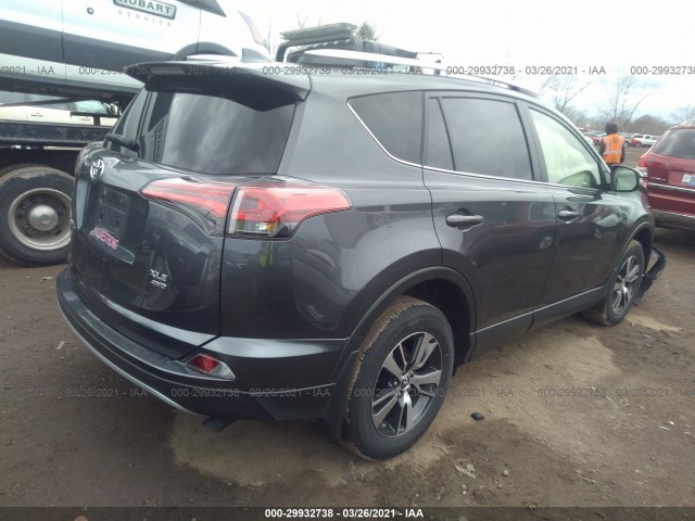 JTMRFREV6JD239187  toyota rav4 2018 IMG 3