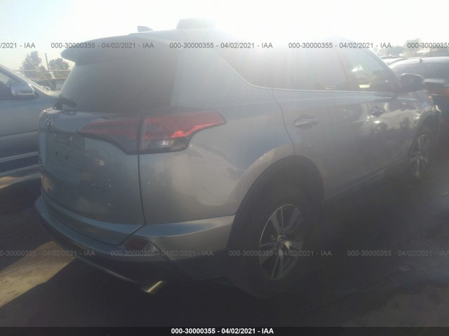 JTMWFREV2JJ182393  toyota rav4 2018 IMG 3